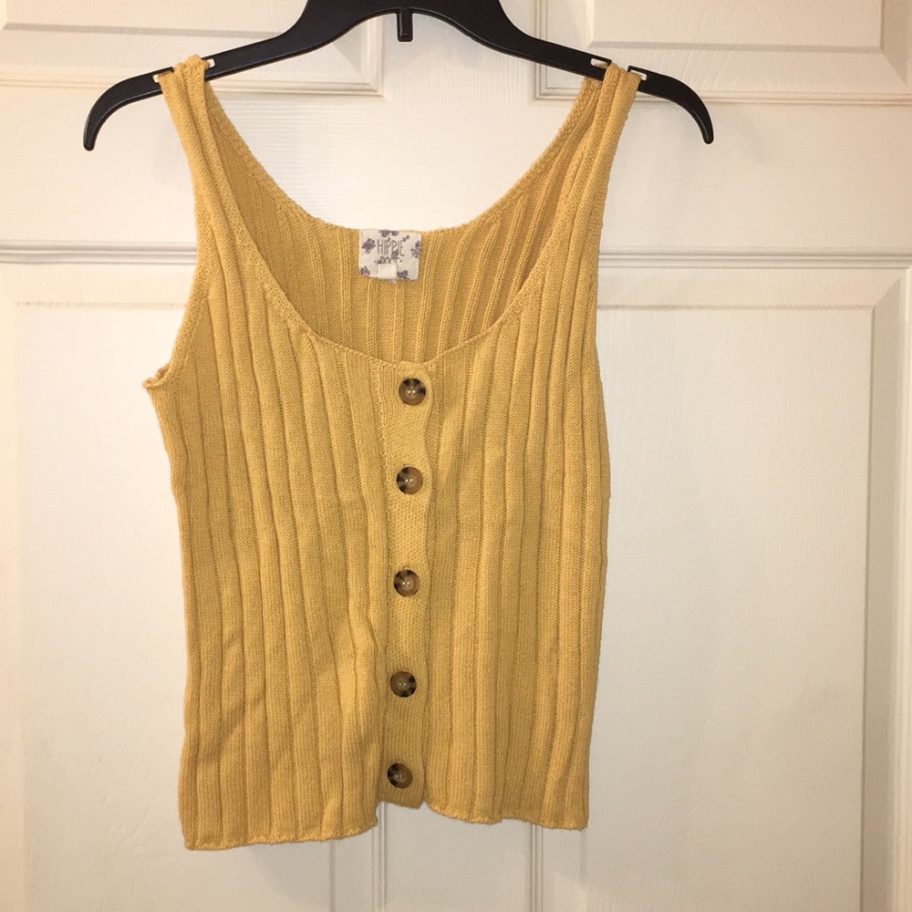 Medium sweater button tank
